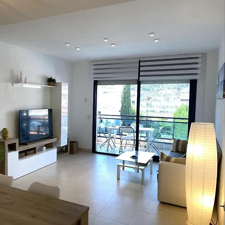 Near Tossa 2 * 滨海托萨