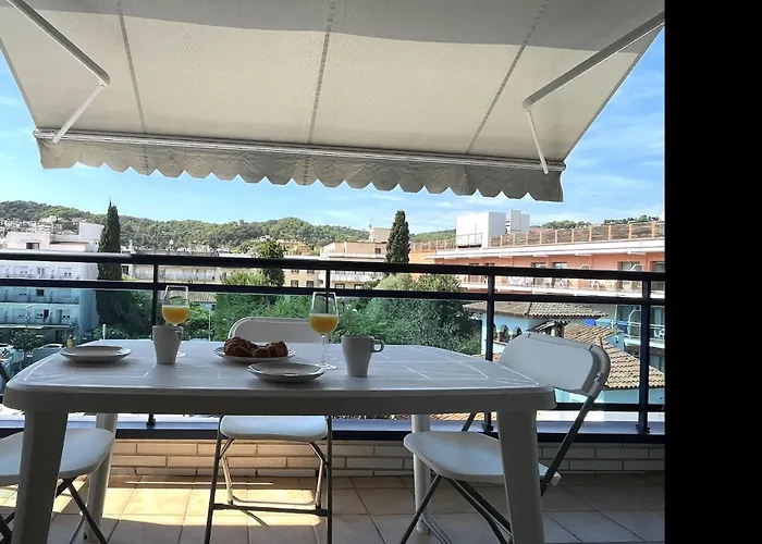 Near Tossa 2 Апартаменты *